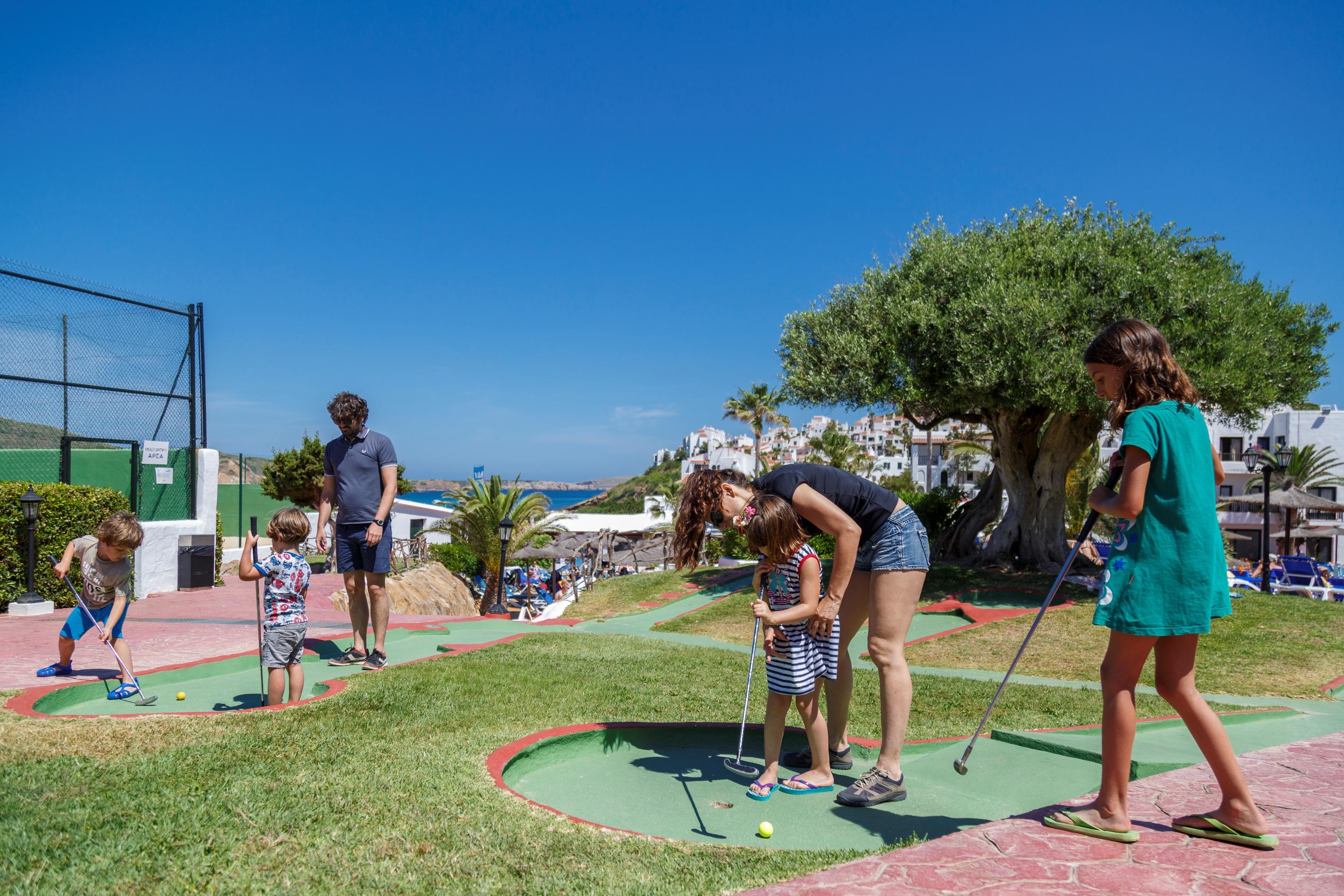 Fergus Club Carema Splash Playas De Fornells Fasilitas foto