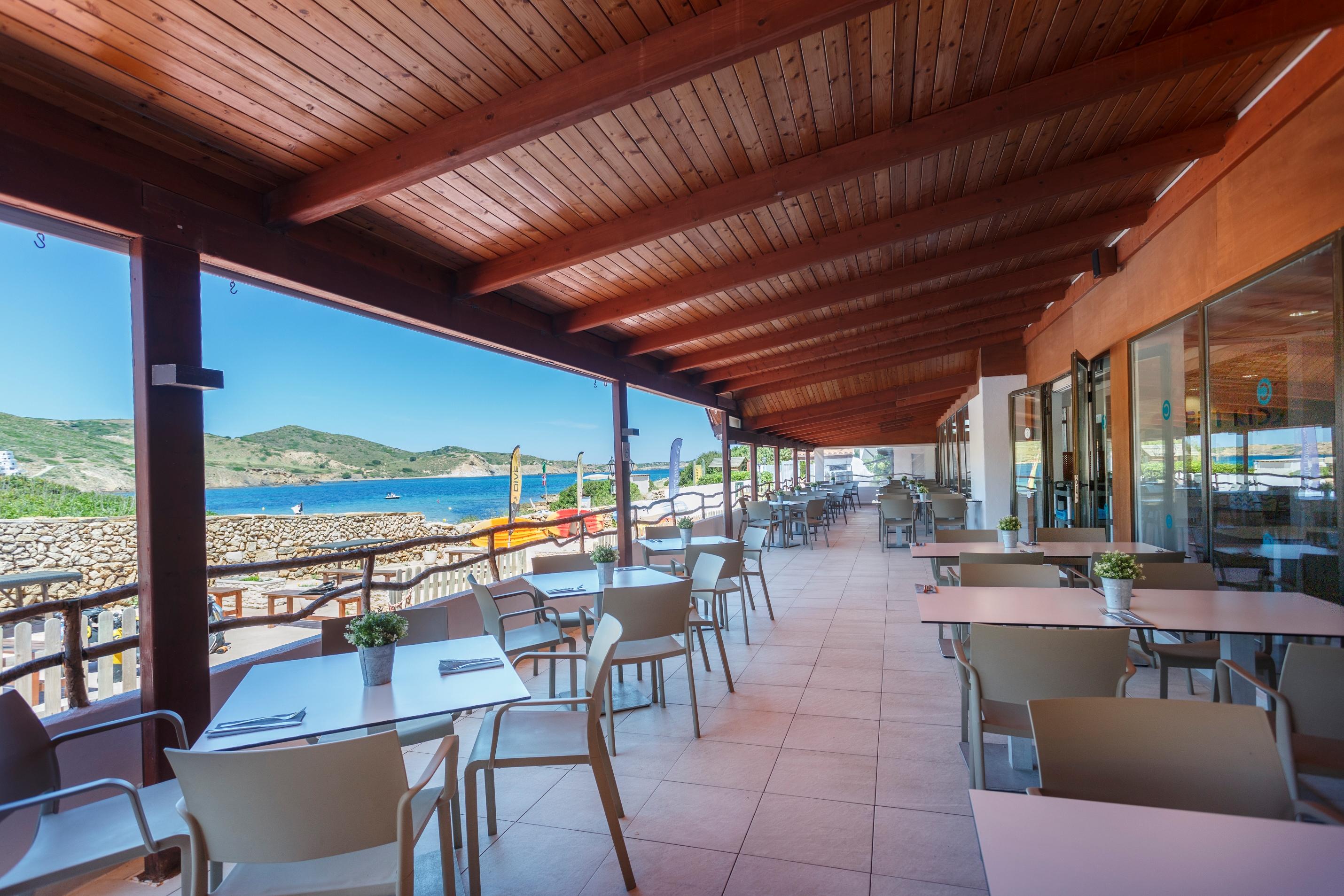 Fergus Club Carema Splash Playas De Fornells Restoran foto