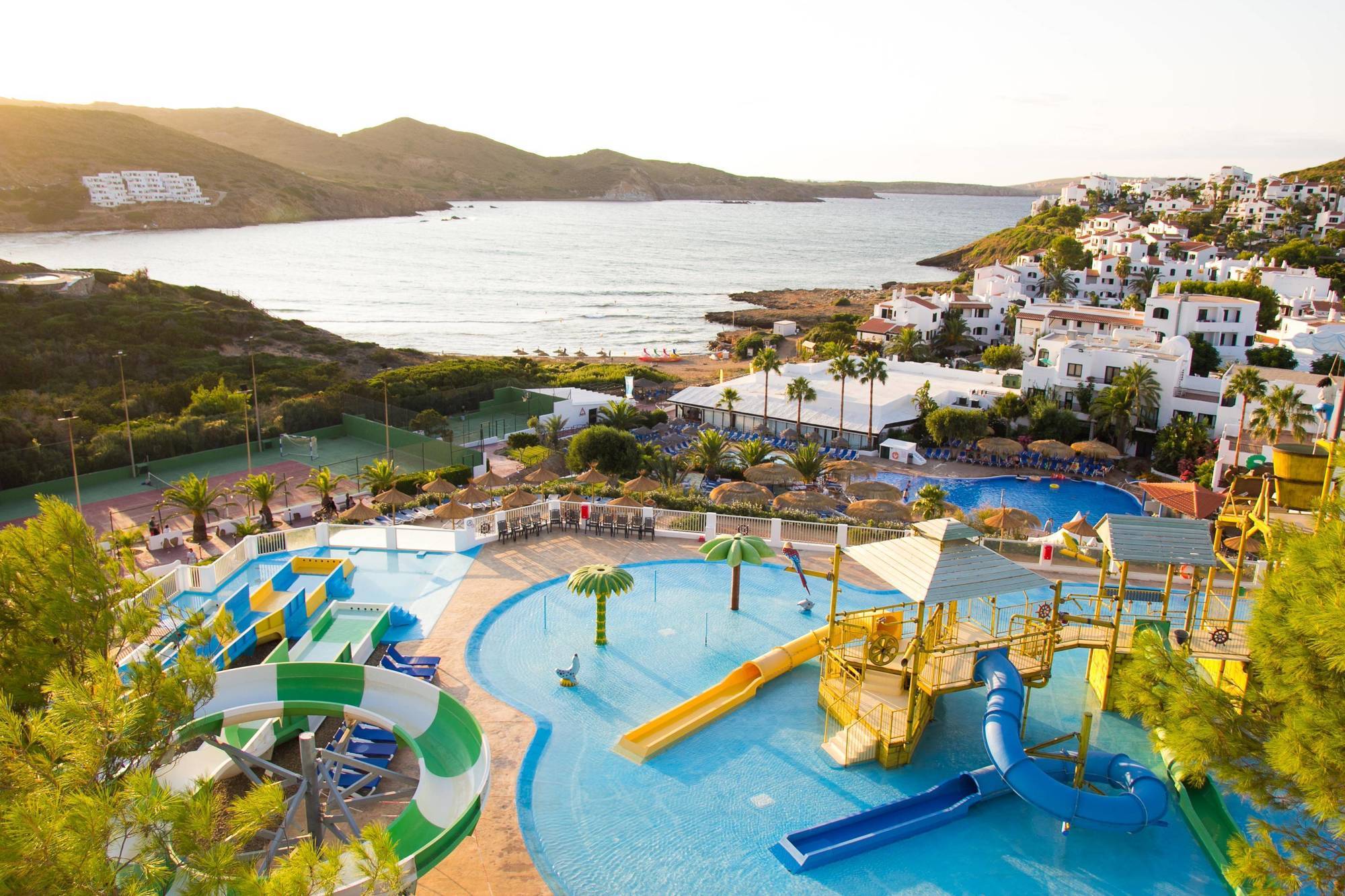 Fergus Club Carema Splash Playas De Fornells Bagian luar foto